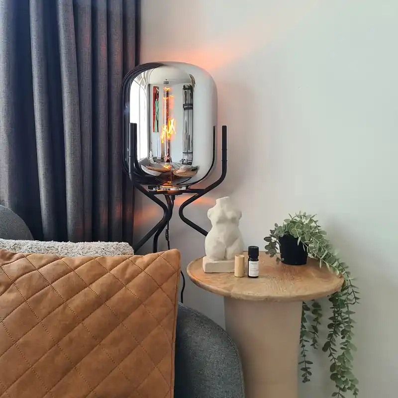 Biztonságos fizetés Okos állólámpa fekete, WiFi A60 füstüveggel - Bliss