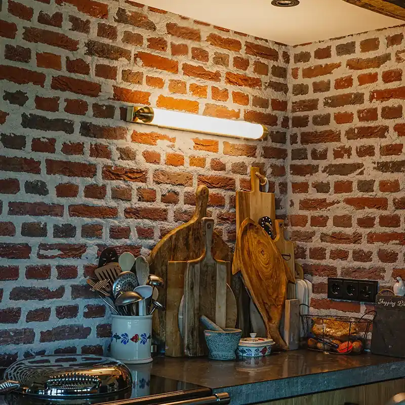 Vedd meg most Fali lámpa fehér arannyal, beépített LED-del, 3 fokozatú fényerő-szabályozóval, IP44 - Yordi