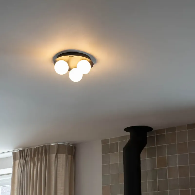 Modern fürdőszobai mennyezeti lámpa fekete 3-lámpás - Cederic Vásárlói kedvenc