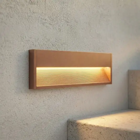 Alacsony ár Lucande Trevin LED kültéri fali világítás, 40 cm, IP65, alumínium