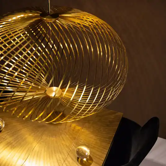 Legnépszerűbb Tom Dixon Spring Large lógó lámpa Ø 95 cm sárgaréz
