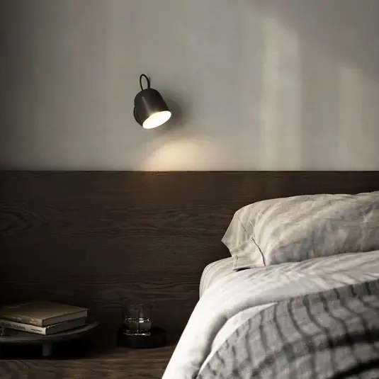 Fali lámpa Angle, billenőkapcsolóval, fekete Vedd meg online