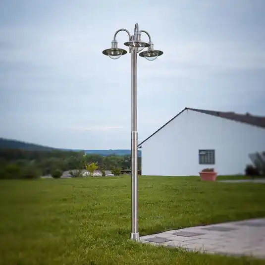Lindby oszloplámpa Damion, 200 cm, 3-lámpás, E27, IP44 Szezonális akció