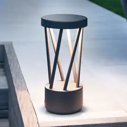 Gyors szállítás LED talapzati lámpa Twist