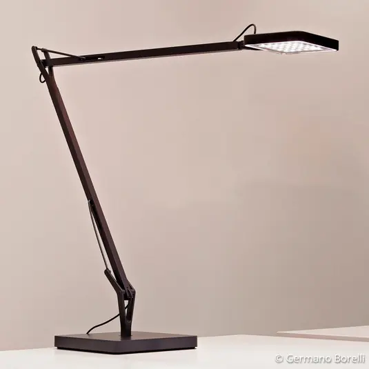 FLOS Kelvin LED asztali világítás, fekete Biztonságos vásárlás