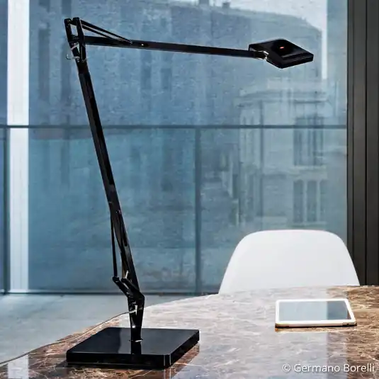 FLOS Kelvin Edge - fekete LED íróasztal lámpa Szuper ajánlat