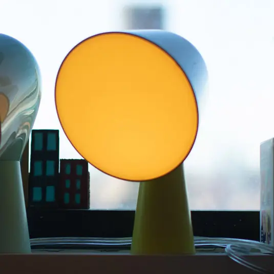 Szezonális akció Foscarini Binic designer asztali világítás, sárga