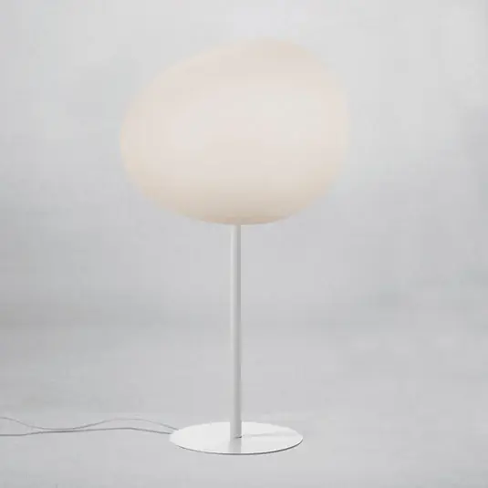 Vedd meg most Foscarini Gregg grande alta asztali lámpa, fehér