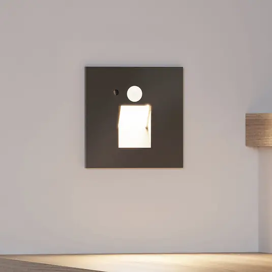 Vedd meg online Arcchio Neru LED sülly. szögletes érzékelő fekete
