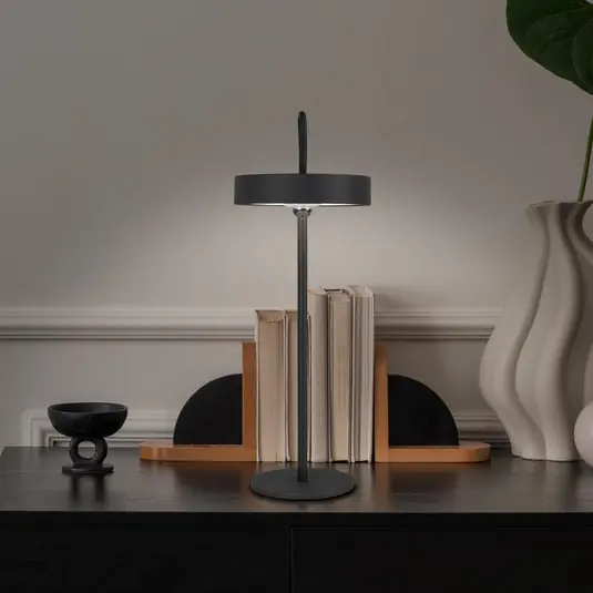Ella LED-es újratölthető asztali lámpa, mágneses, fekete Kihagyhatatlan ajánlat