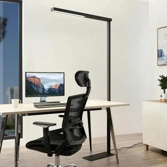 Rendeld meg most Arcchio LED-es irodai állólámpa Tamilo, fekete, fém, 194cm