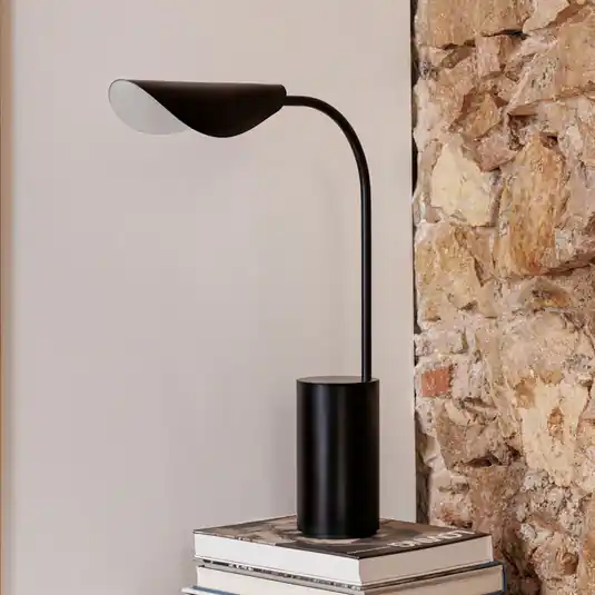 Végkiárusítás Liggera asztali lámpa, fekete, acél, magasság 27.9 cm
