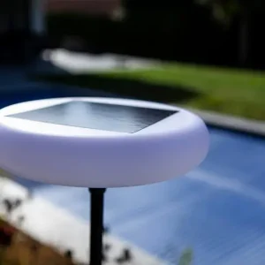 Vásárlói kedvenc Lutec 6910901012 LED kerti napelemes állólámpa Pops 1x5,1W 480lm 3000K IP54 - USB, fekete